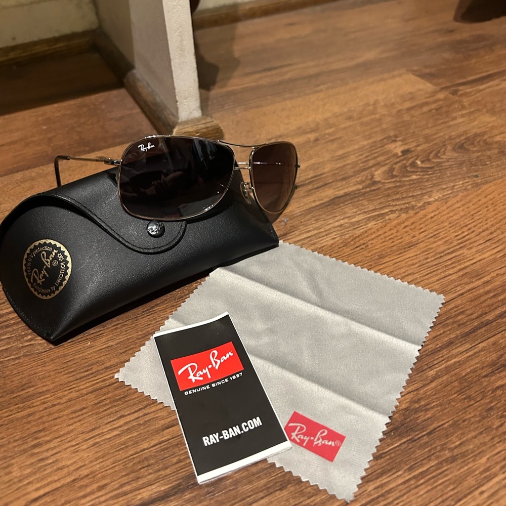 Ray-Ban Pilot 3267 sunglasses silver frames with gray gradient tinted lenses - Picture 16 of 16
